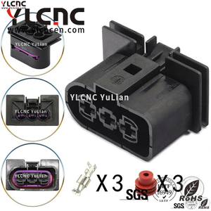 YLCNC 1J0 906 233 3 PIN Automotive Electronic Fan Radiator Connector DJ70328-6.3-200-P